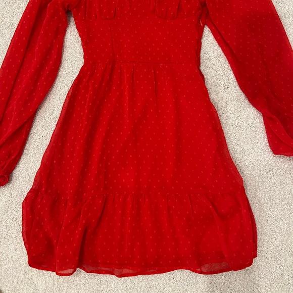 RED DRESS - Picture 3 of 6